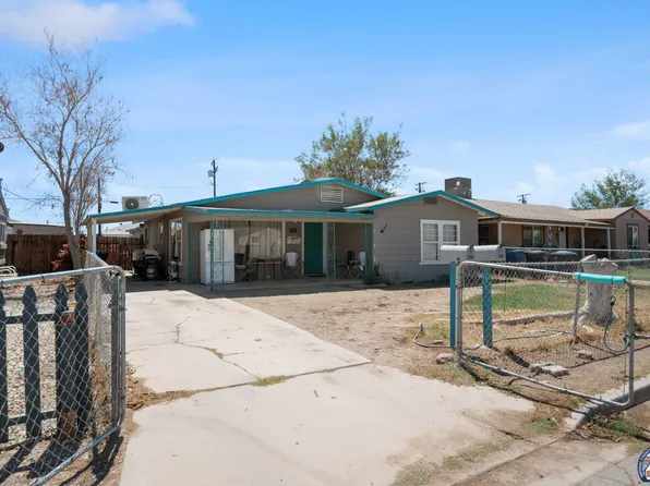 711 Woodward Ave, El Centro, CA 92243