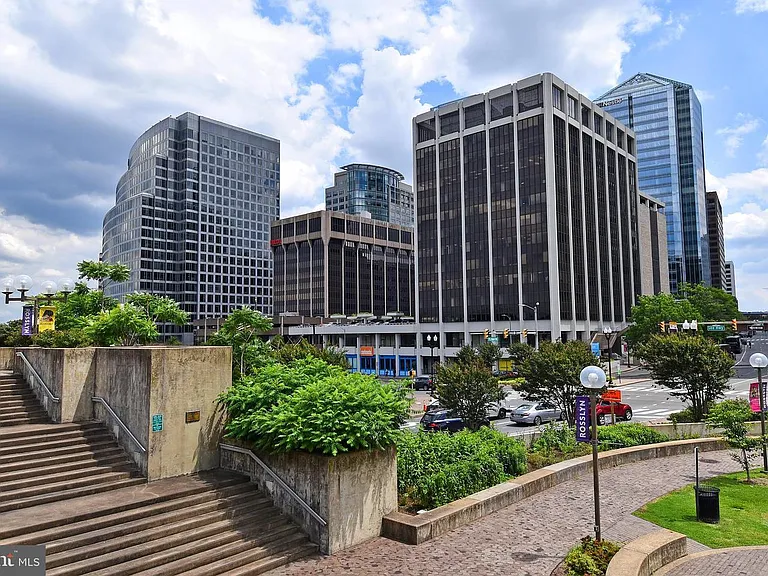 2100 Langston Blvd #207 — Photo 30