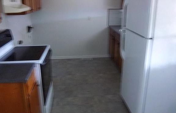 2nd image of 8005 Pickford Dr