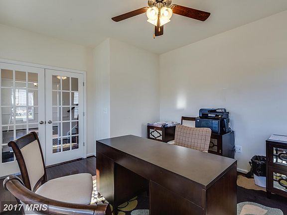 4th image of 135 Gardenia Dr