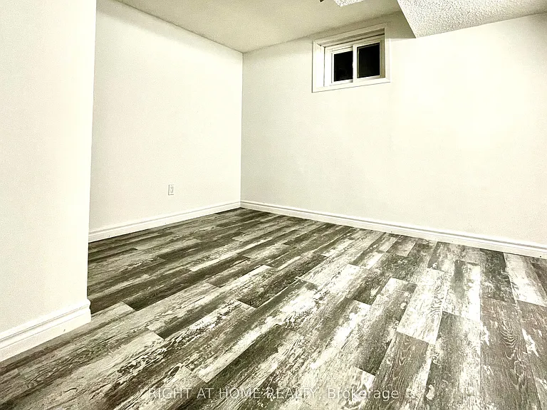 108 Littleleaf Dr #B — Photo 8