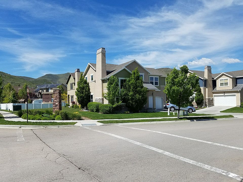 Corner lot