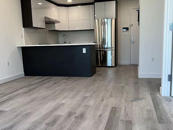4th image of 1238 63rd St #440