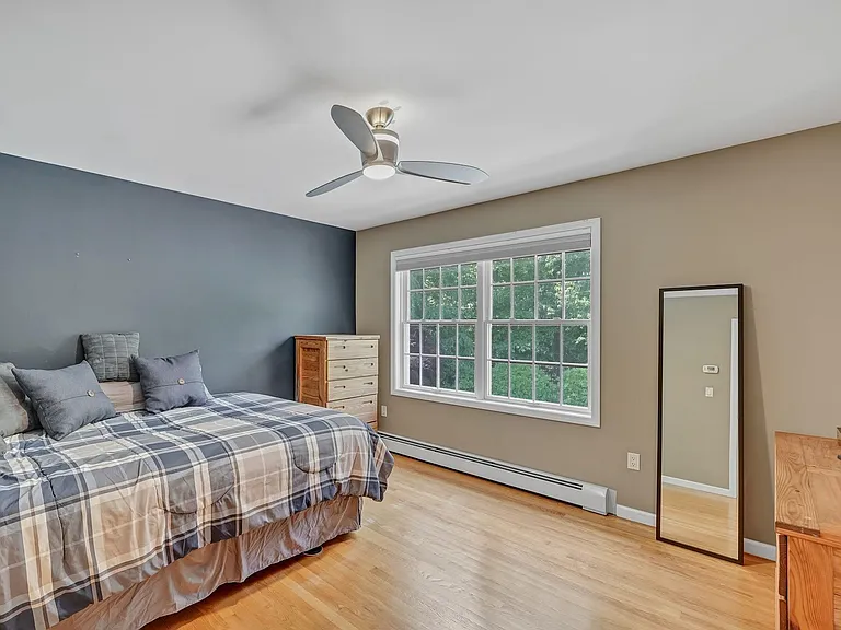 24 Charnwood Dr — Photo 17