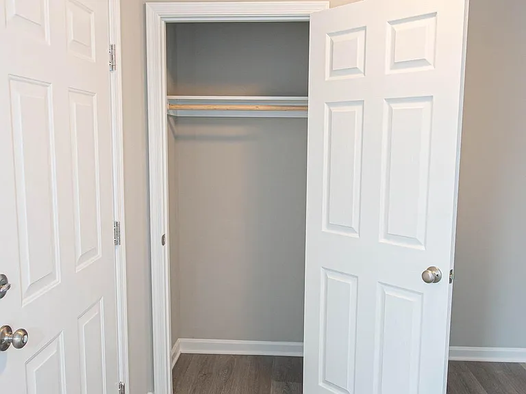 242 Morgans Ct — Photo 10