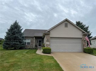 7372 Longwater Ct, Maumee, OH 43537
