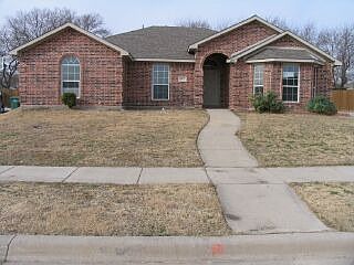 4th image of 1413 Meadowlark Ln