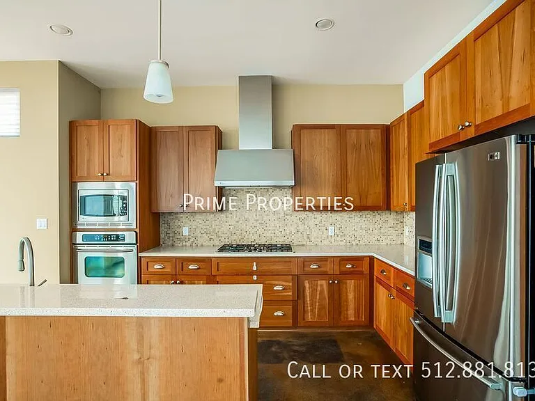 714 W Monroe St #4 — Photo 10