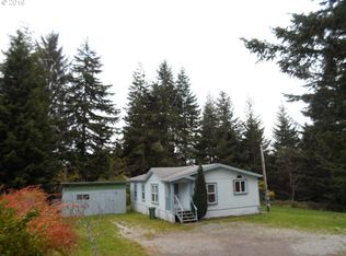 63356 Sierra Rd, Coos Bay, OR 97420