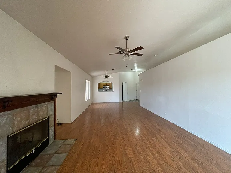 3622 Terra Loma Dr — Photo 6