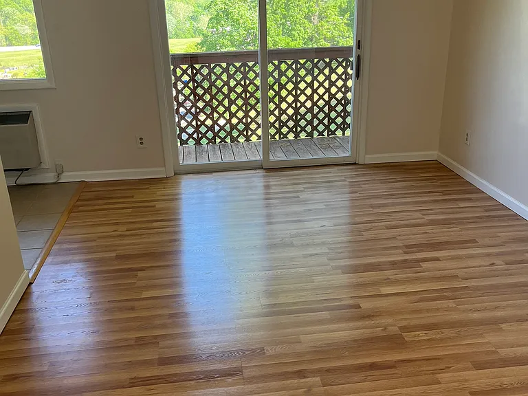 3020 Fernbrook Ln #3 — Photo 2