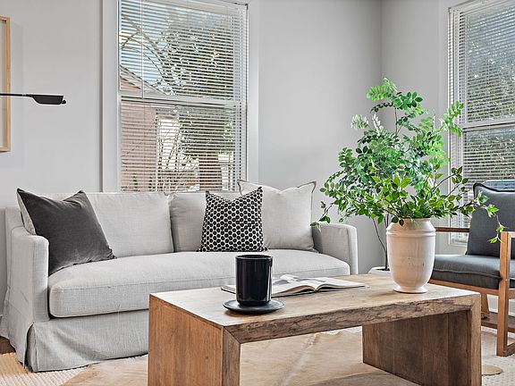 4th image of 865 Joseph Ave