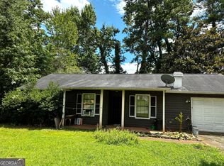 3901 Wood Path Dr, Stone Mountain, GA 30083