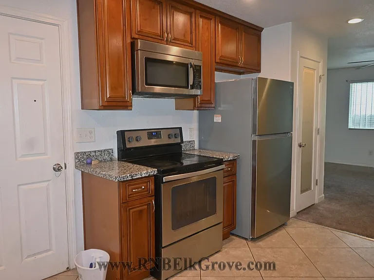 2271 E Church St — Photo 12