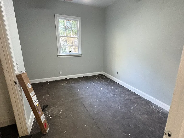 1st bedroom will have en-suite full bath