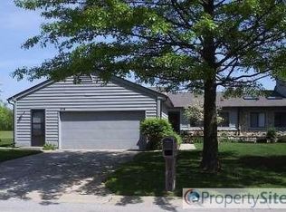 318 Sandbrook Dr, Noblesville, IN 46062