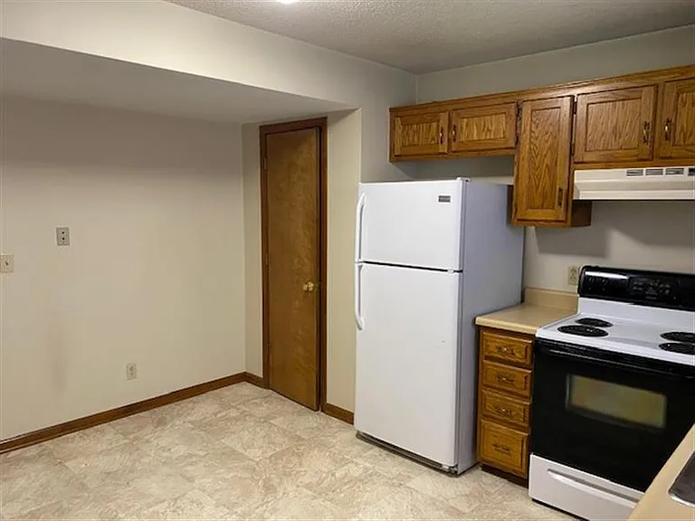 829 Sunflower St #3 — Photo 7