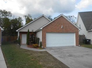9621 Ethridge Ln, Ooltewah, TN 37363