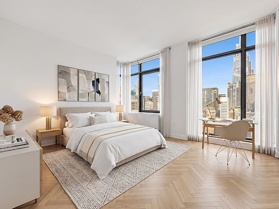 4th image of 49 E 34th St #33A