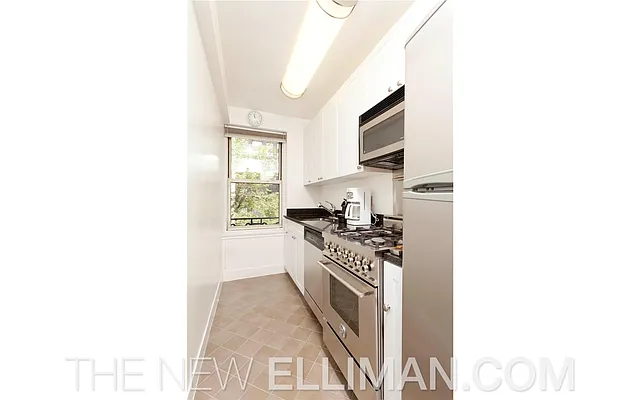 Sold by Douglas Elliman | media 13