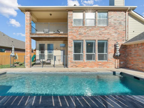 812 Sugar Hill Ave, Cleburne, TX 76033