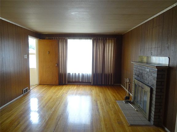 3rd image of 3114 84th St S