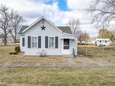 87 E North 1st St, Carbon, IN, 47837