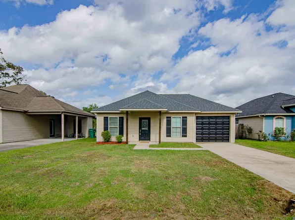 13523 Lily Ave, Walker, LA 70785