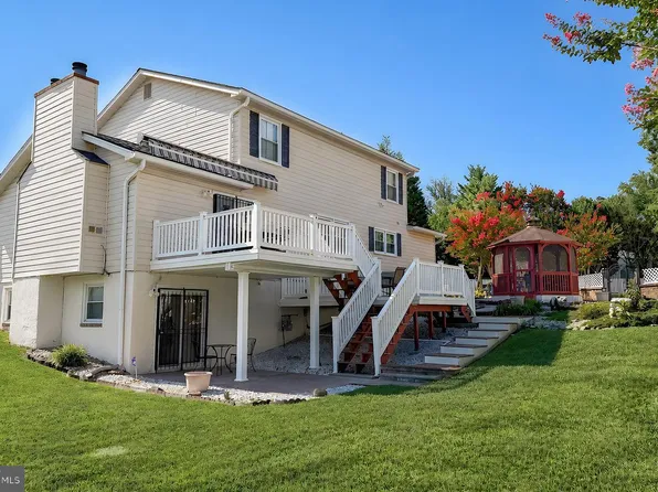 9301 Linhurst Dr, Clinton, MD 20735