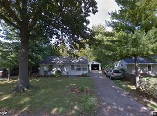 1302 Joanne Ln, Champaign, IL