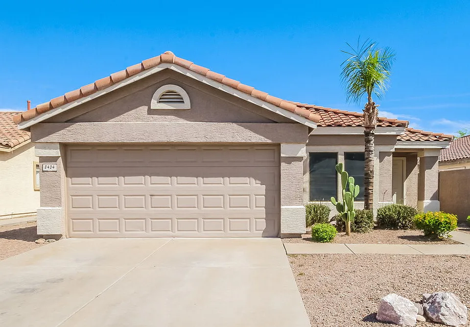 8434 E Natal Cir