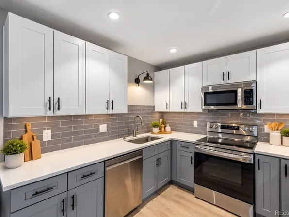 775 S Alton Way #5D, Denver, CO 80247