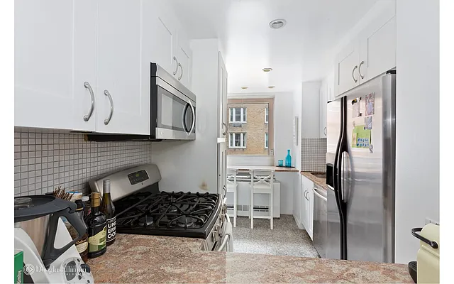 Rented by Douglas Elliman | media 11