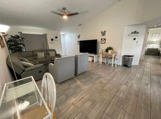 1224 Oak Trace Dr, Sarasota, FL 34232