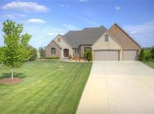 1626 Ironstone Ln, Nixa, MO 65714