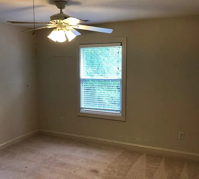 148 Covered Bridge Dr — Photo 12