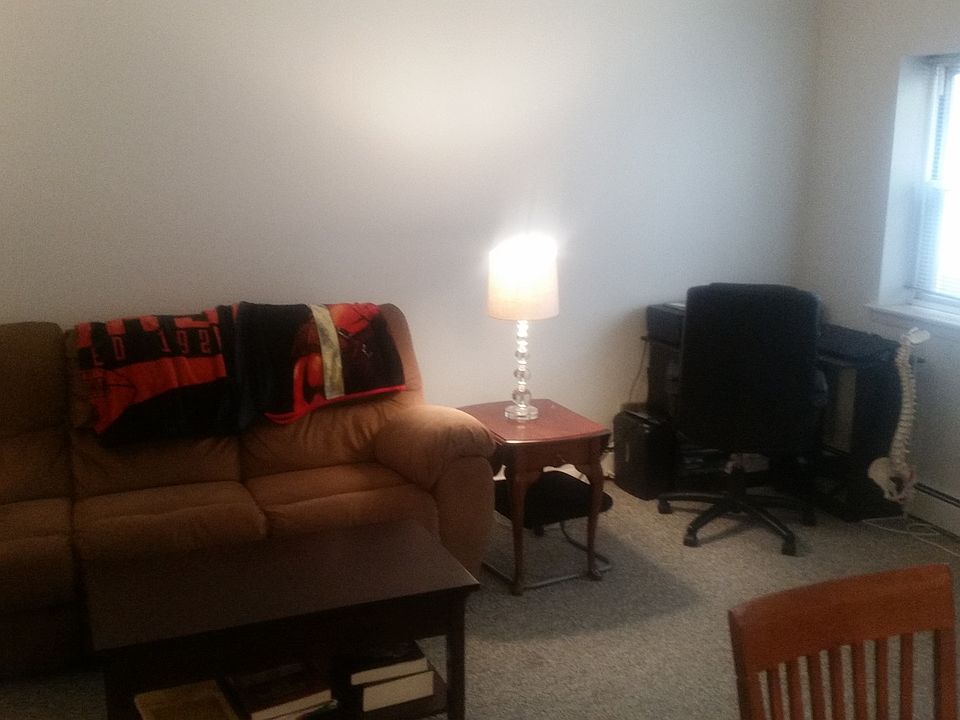 1st image of 619 W Stratford Pl APT 404