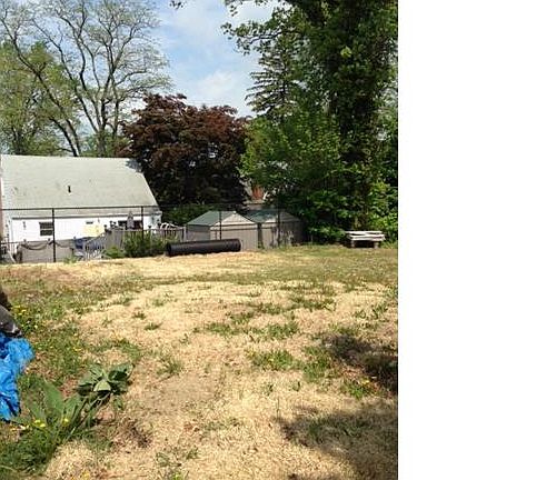 5th image of 30 Surrey Ln