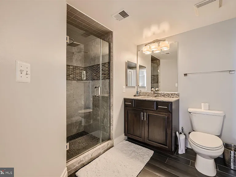 414 Water St #2302 — Photo 14