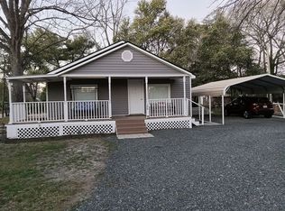 100 Rosemary Ln, Laurinburg, NC 28352