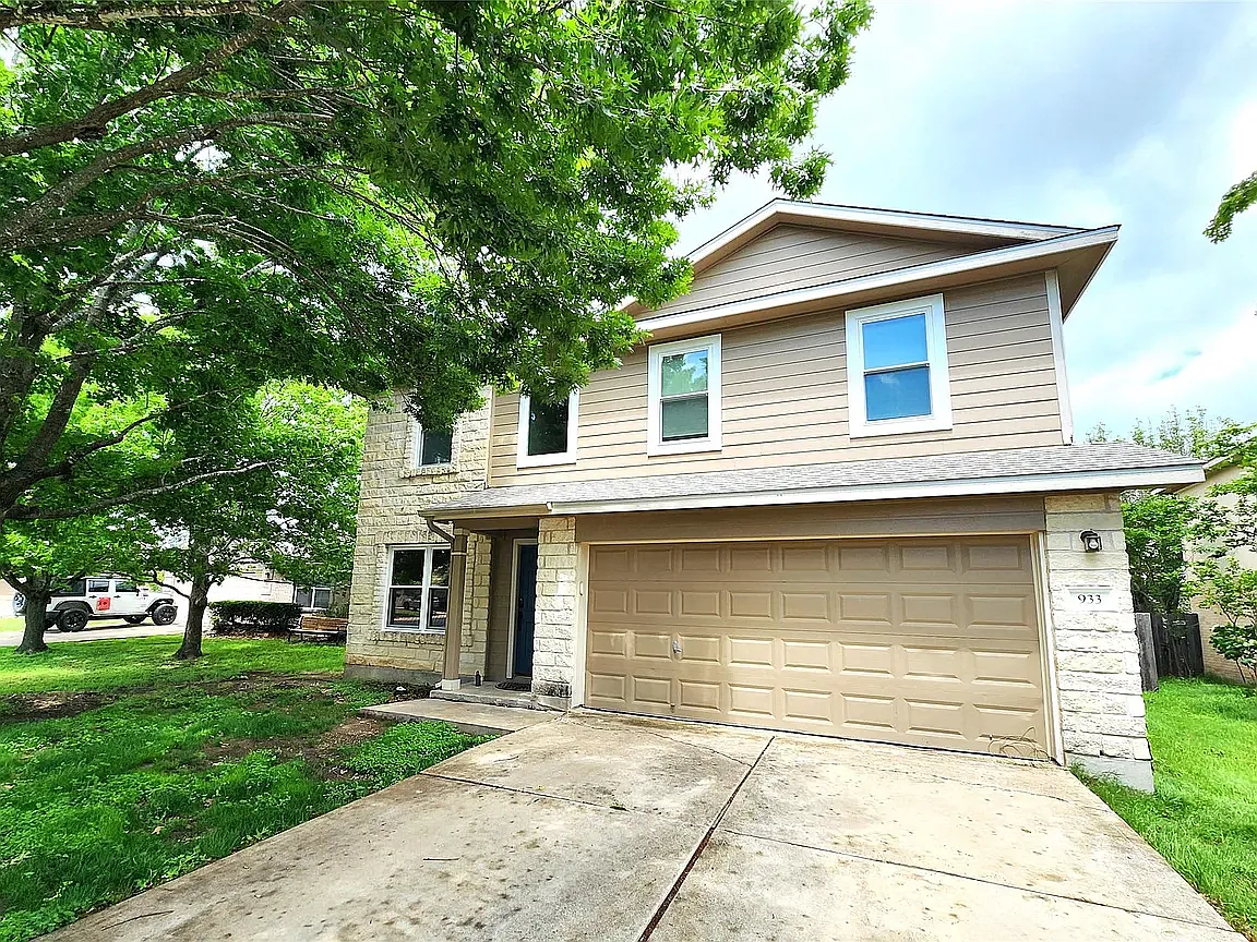 3 bed, 2.5 bath, 1880 sqft, $3,400 — Photo 1