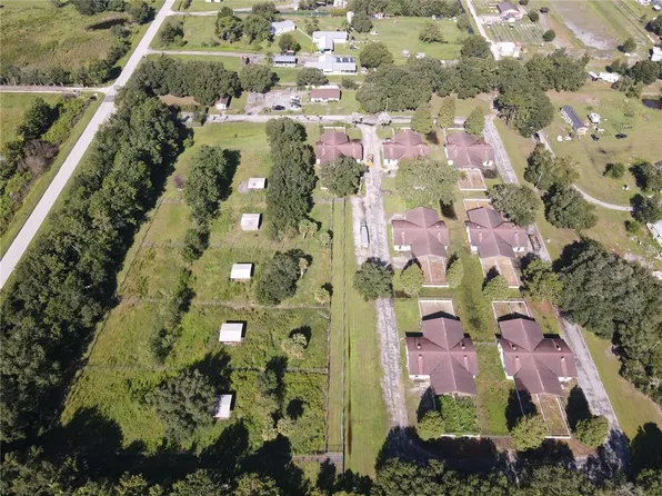 13510 Thonotosassa Rd, Dover, FL 33527