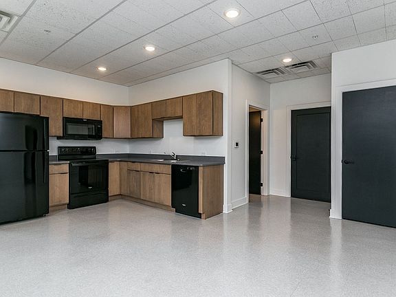 5th image of 411 1st Ave SE #505