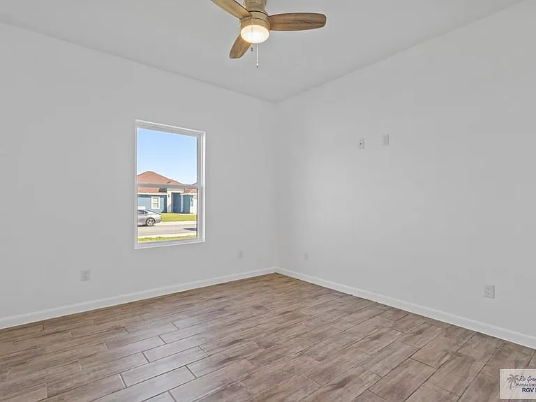 108 Faith Dr — Photo 12