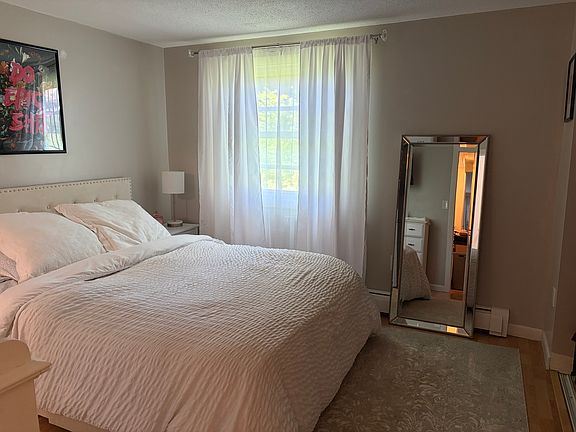 5th image of 601 Cocheco Ct