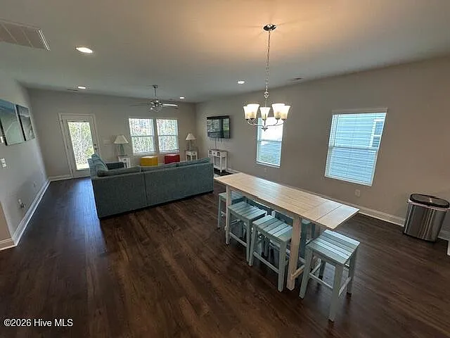 2 bed, 2.0 bath, $1,950 — Photo 3
