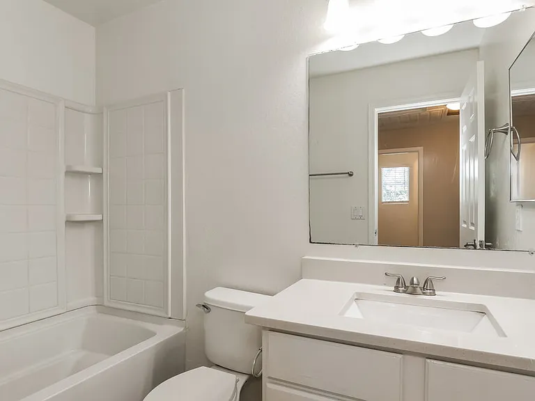 3728 S 54th Gln — Photo 15