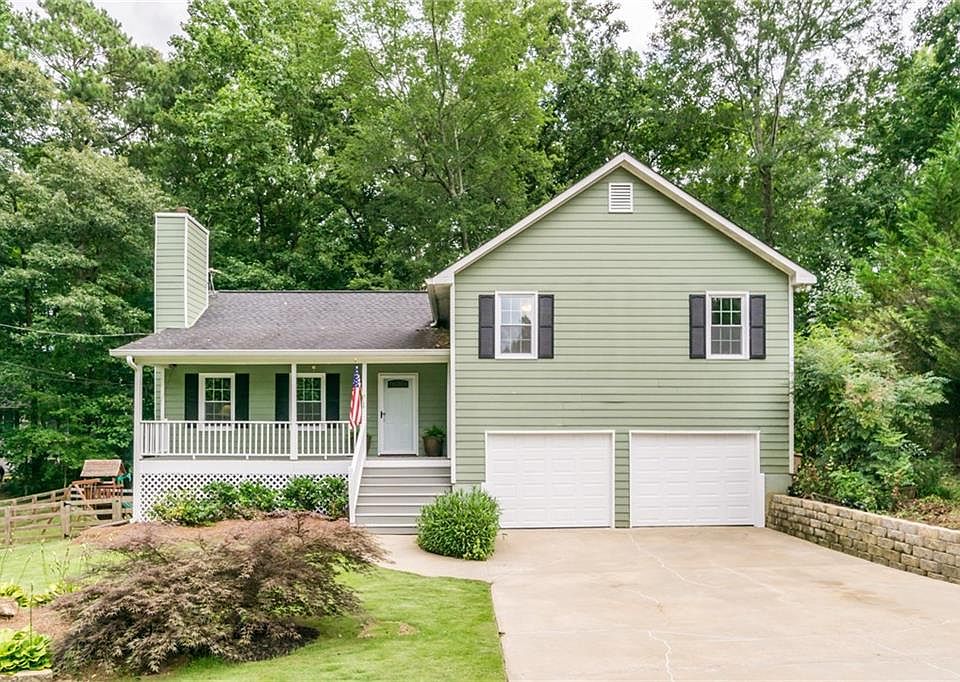 2nd image of 1380 Mill Brook Cir