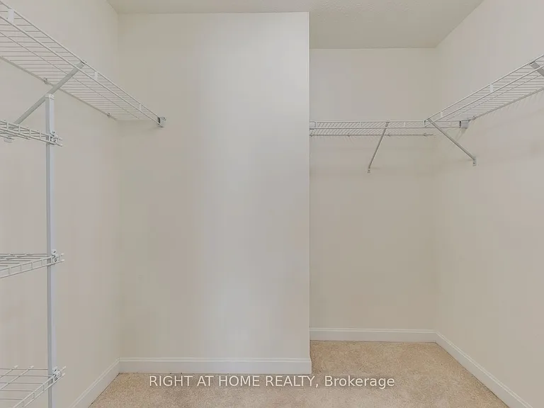 3028 Creekshore Cmn #215 — Photo 28