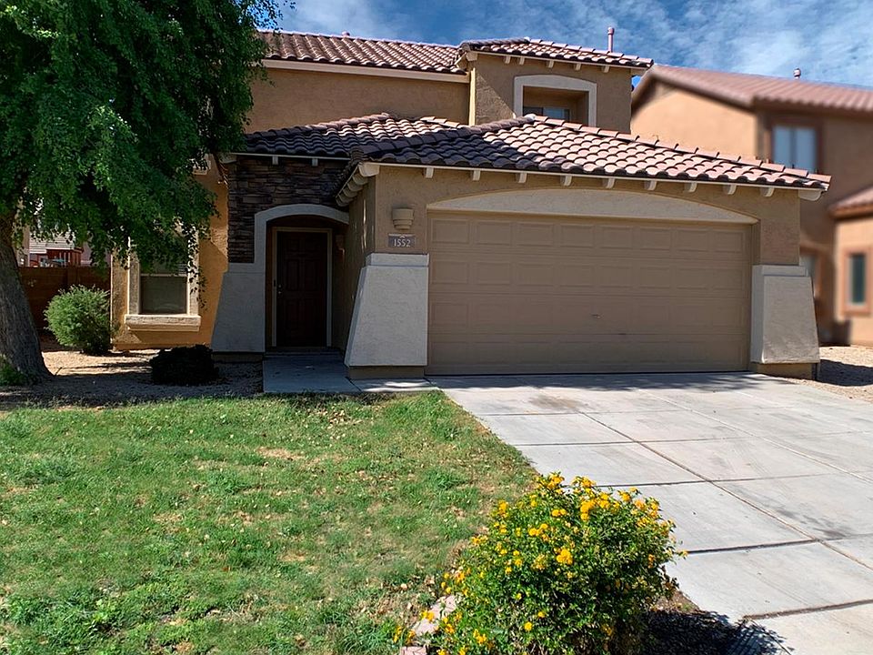 1552 E. Maddison Circle Tenant is responsible for landscaping